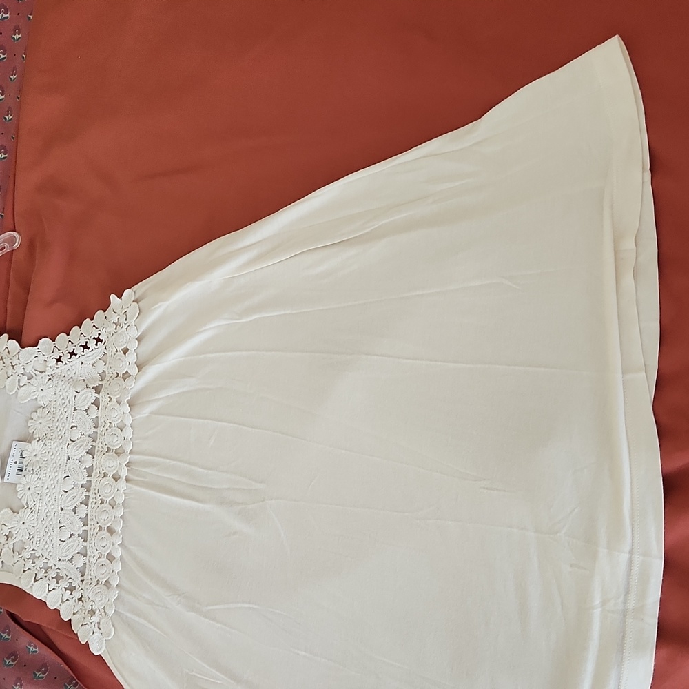 Crochet Top - Picture 4 of 5